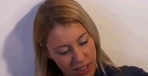 Two men lick pussy, Sindycutie