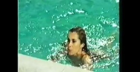 Early Stefanie Powers Bikini Topless nude celebruty, Delendlea