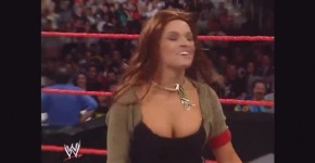 Mickie James faces Maria while dressed as Trish Stratus. Raw 2006., lil5ener