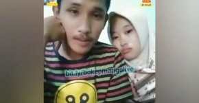 Bokep Indonesia Cewek Hijab Cantik Blowjob Kekasih Mas Ganteng - http://bit.ly/sexjilbab, Yanner