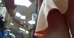 Blonde no Panties Upskirt, urisant