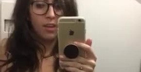 Indian Girl Flashing her Boobs on Plane, timatofing