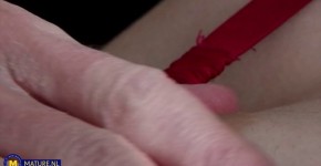 Solo Scarlet Wearing Red Lingerie & Black Stockings Having Fun Closeup Pussy, ondindeszz21