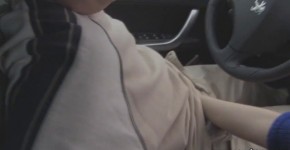 Handjob in Car on the Supermarket Parking Place, esonen