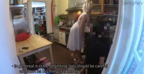 PLUMBER ADVENTURE Pt 1. Casalinga MILF vuole il cazzo dell'idraulico. GentlyPerv porn dude, raselerine