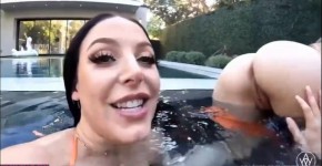 Angela White 2, VARIADOS