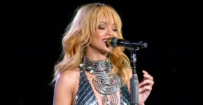 Delightful Rihanna Jerk Off Challenge To The Beat METRONOME, utingaton