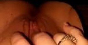 woman fondles plump hairy pussy, barmasaa