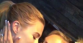Brandi Love Kissing Alexa Grace, Infinn
