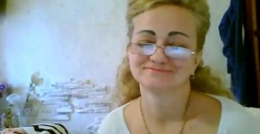 Mature Granny With Nice Tits Flashes on Webcam - More at cuntcams.net, Kah5l48i3556l