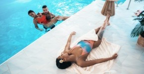 Hot wet threesome with Italian teen with Chloe Lamour Capri Lmonde, SEXYhub