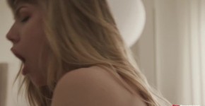 IVY WOLFE54, rockli5