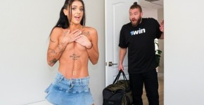 Horny House Sitter Hits The Jackpot with Ryan Reid, Xander Corvus, Brazzers