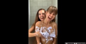 Abbiemaley Bathtime Is A Lot More Fun With Riley Reid Sex Caseros, serin2g