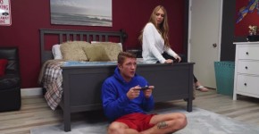 Stepmom's Got Game Jeanie Marie Sulivan , Thepainter