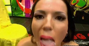 Jolee love shows blowbang with bukkakes in group orgy, Z3ayn2a