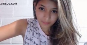18 year old Brazilian girl spreads her pussy open on funcamsxxx.com, esofes