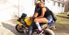 Layla Perez Give Don Whoe a Long Sloppy Blowjob on his Motorcycle, alitous