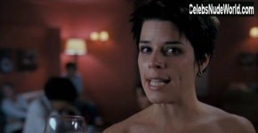 Neve Campbell in I really hate my job, Darkdante456