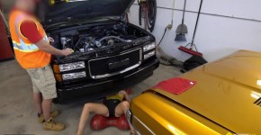Roadside - Car Guru MILF Fucks Her Car Mechanic, Gari5n4